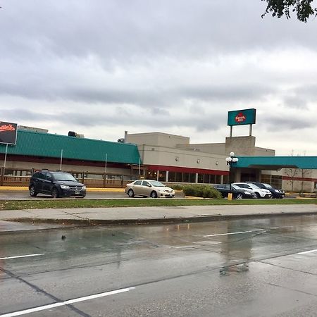 Canad Inns Destination Centre Transcona Winnipeg Kültér fotó